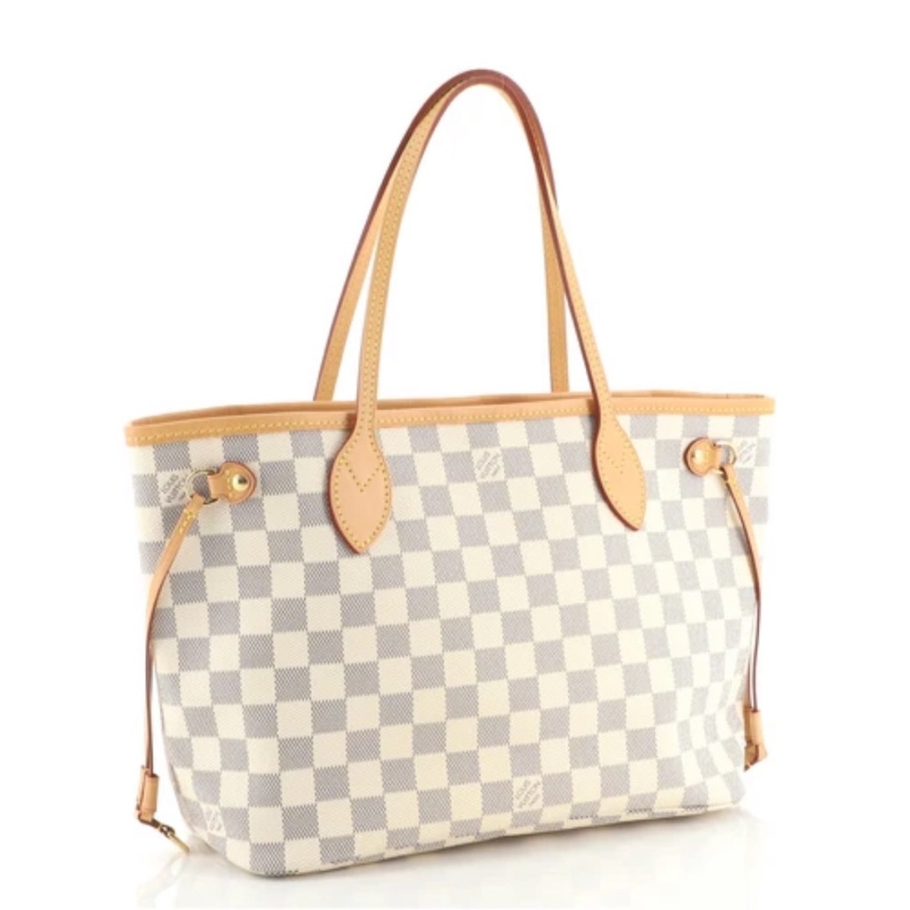 Louis Vuitton Purse